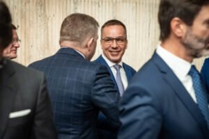Tomášovi prešiel v parlamente kľúčový zákon, dávky v hmotnej núdzi budú viazané ...