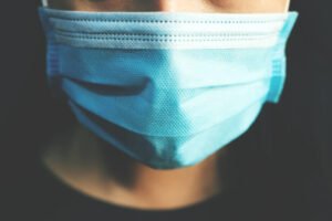 Schvaľovanie pandemickej dohody otvára dvere možným nebezpečným zásahom do vnúto...
