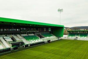 Novú Futbal Tatran Arénu posvätili, slávnostné otvorenie bude sprevádzať exhibič...
