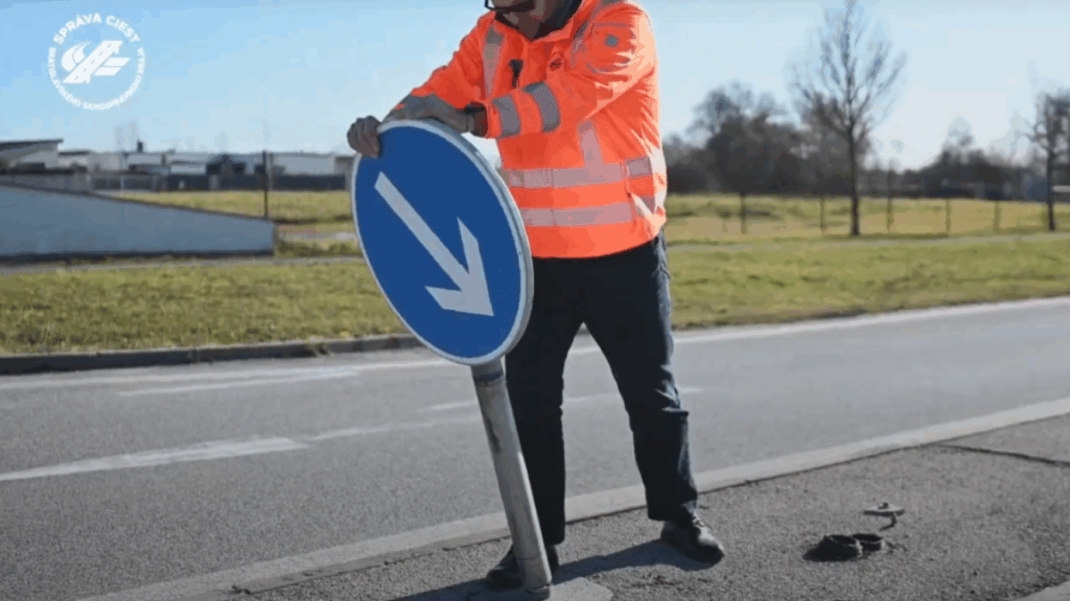 Správa ciest BSK testuje inovatívne riešenia v oblasti dopravného značenia
