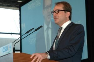 Komisár Rady Európy pre ľudské práva varuje pred „hrozbou pre slobodu prejavu“ v...