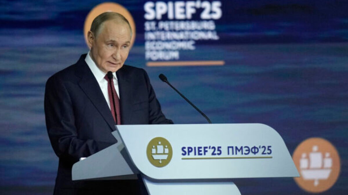 Putin nevylúčil pokus o dobytie mesta Sumy na severovýchode Ukrajiny