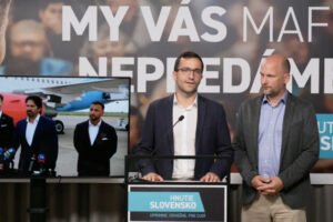 Kaliňák podľa Grendela nakúpil luxusné tryskáče Bombardier, no v kríze zasahoval...