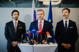 Slovensko nebude brániť spojencom zvýšiť svoje vlastné výdavky na obranu, uviedo...