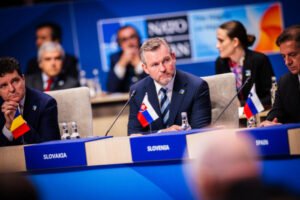 Všetky členské štáty NATO schválili navyšovanie výdavkov na obranu. Na Slovensko...