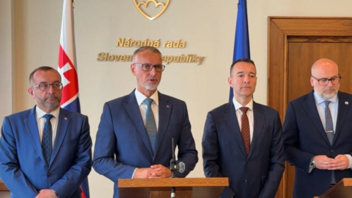 Slovensko sa pri tvorbe zákona o lobingu inšpiruje úpravou v zahraničí, tvrdí Raši – VIDEO