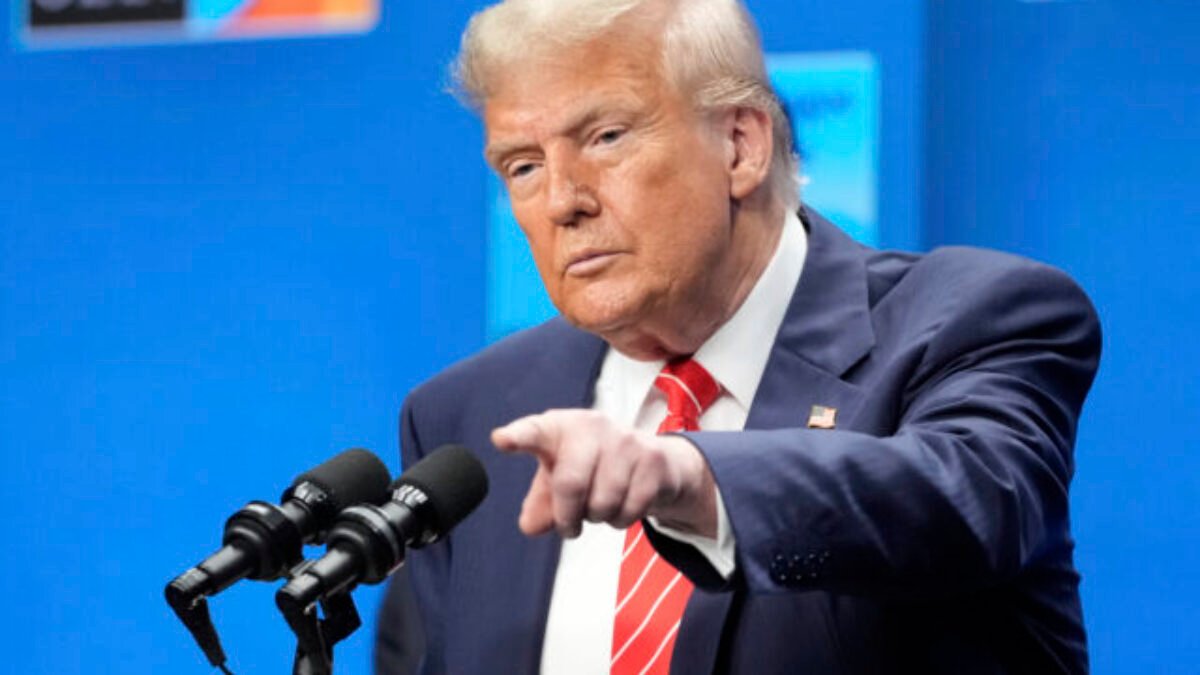 Irán podľa Trumpa nebol schopný jadrový materiál pred americkými údermi evakuovať