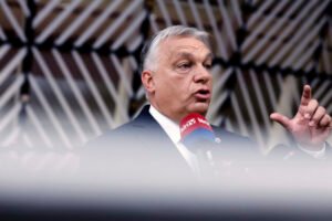 Orbán povedal, že polícia Dúhový pochod v Budapešti nerozoženie, ale straší práv...