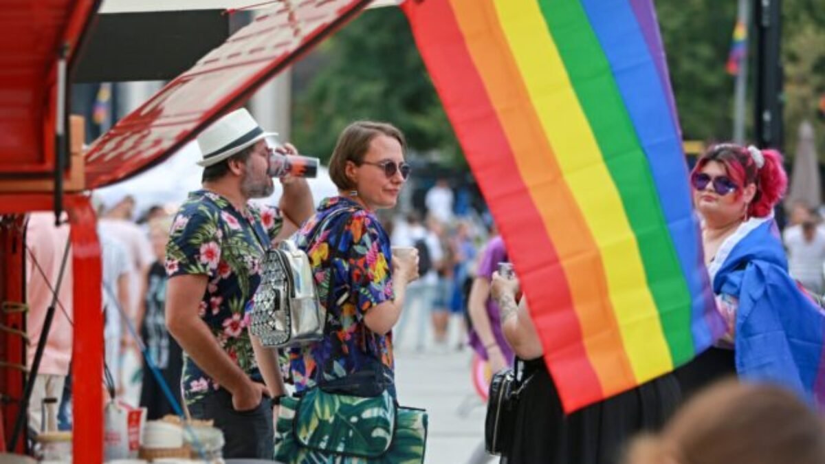 LGBTI+ ľudia žijú na Slovensku v strachu. Cítia sa ohrození a bez práv, väčšina premýšľa o odchode