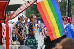 LGBTI+ ľudia žijú na Slovensku v strachu. Cítia sa ohrození a bez práv, väčšina ...