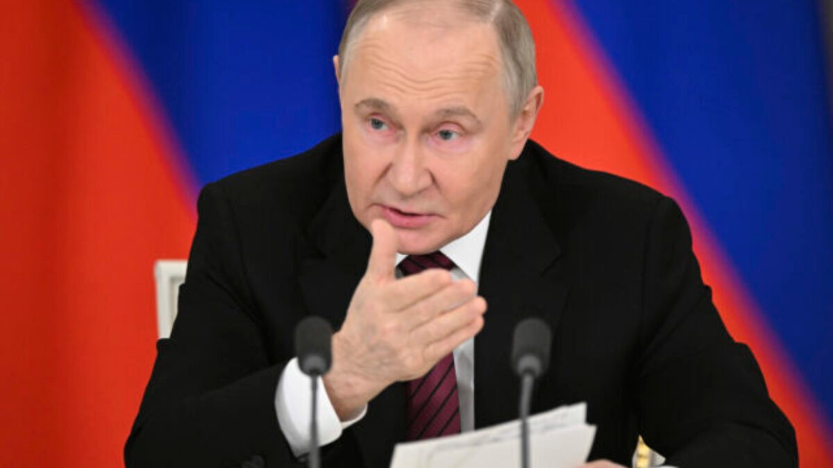 Rusko sa nechalo použiť ako nástroj na posilnenie Číny, vojna je pre Peking strategickou výhodou