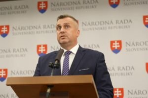 Reakcia na nevyhlásenie referenda o protiruských sankciách prezidentom SR