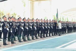 Roberta Fica prijal uzbecký prezident Shavkat Mirziyoyev v paláci Kuksaroy