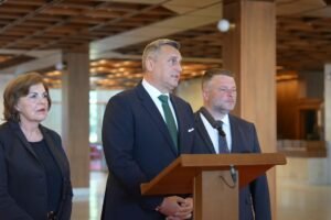 Vyjadrenie predsedu SNS k zmene ústavy
