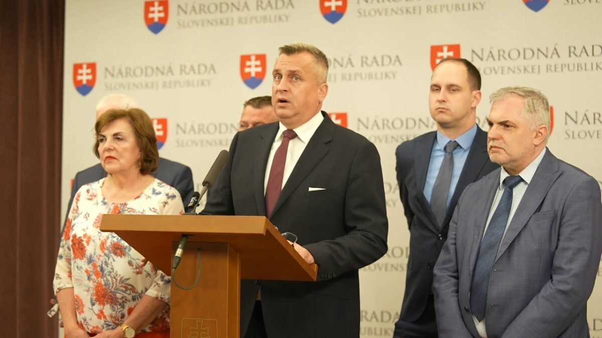 TB k mediálnemu zákonu – právo na opravu