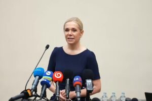 Príhovor predsedu vlády SR R. Fica a ministerky D. Sakovej v JAVYS, a.s. počas o...