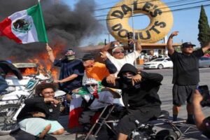 Nepokoje v Los Angeles predstavujú naliehavú hrozbu pre národnú bezpečnosť USA