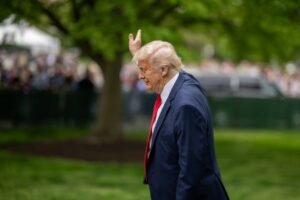 Asistenti prezidenta Donalda Trumpa naplánovali piatkový telefonát s Muskom, aby...