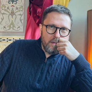 Ukrajinský súd odsúdil blogera Anatolija Šarija v neprítomnosti na 15 rokov väze...