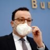 V Nemecku je bývalý minister zdravotníctva Jens Spahn obviňovaný z korupcie pri ...