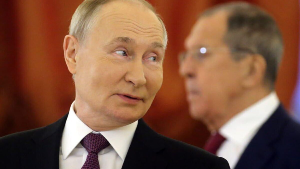 Putin požaduje ako podmienku zastavenie rozširovania NATO smerom na východ