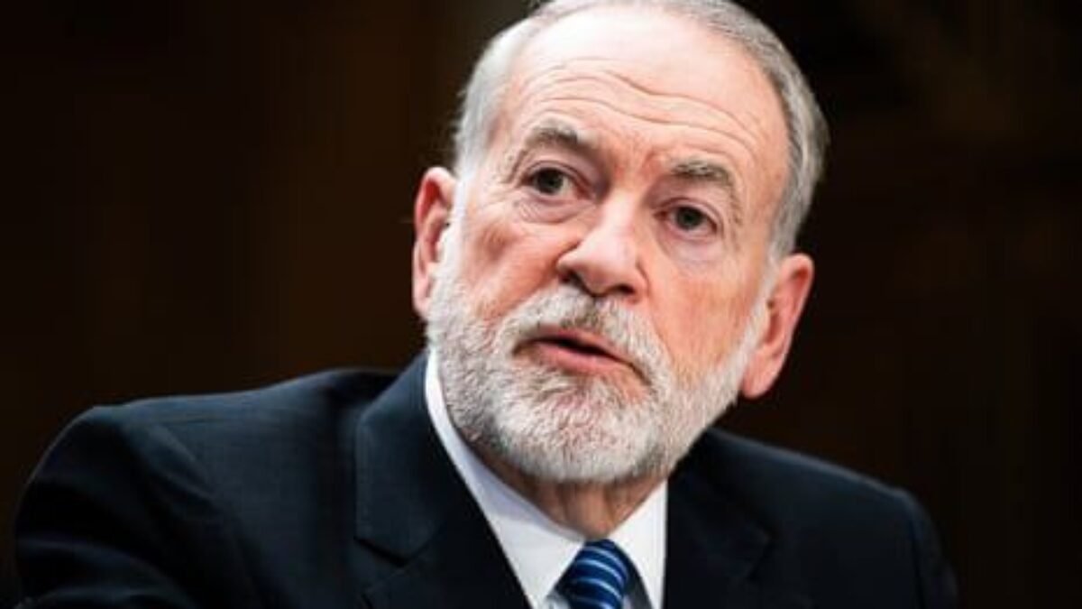 Americký veľvyslanec v Izraeli Mike Huckabee pre Ynet a Yedioth Ahronoth povedal, že neverí, že by Izrael spustil útok na Irán bez výslovného súhlasu Washingtonu
