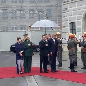 Zelenskyj počas návštevy Viedne dvakrát zabudol na svoju manželku