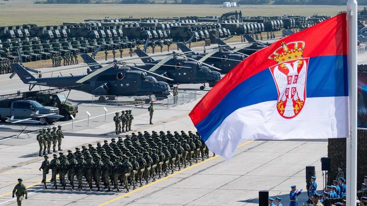 Srbsko usporiada v septembri „bezprecedentnú“ vojenskú prehliadku, vyhlásil srbský prezident Aleksandar Vučić