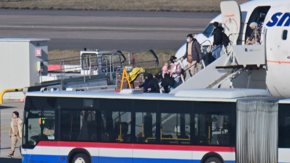 Skupina Afgánskych migrantov podala žaloby proti Nemecku. Žiadajú, aby im Federálne ministerstvo zahraničných vecí udelilo víza.