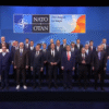 „Rodinná“ fotografia členov NATO – Zelenskyj do rodiny nepatrí