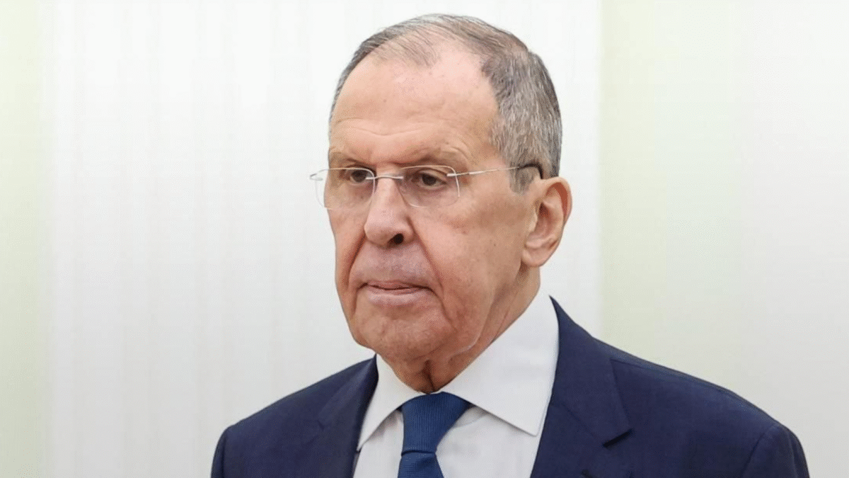 Sergej Lavrov vyhlásil, že Macron a Merz úplne stratili kontakt s realitou