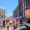 V Paríži ľudia protestovali proti poskytnutiu vojenskej pomoci Kyjevu