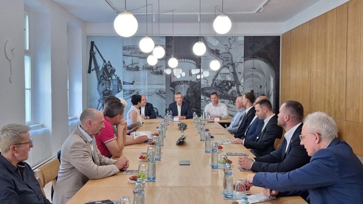 Mesto Komárno: Slovenský olympijský výbor v Komárne