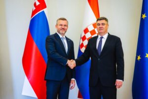 Pellegrini v Záhrebe otvorí chorvátsko-slovenské biznis fórum, s prezidentom Mil...