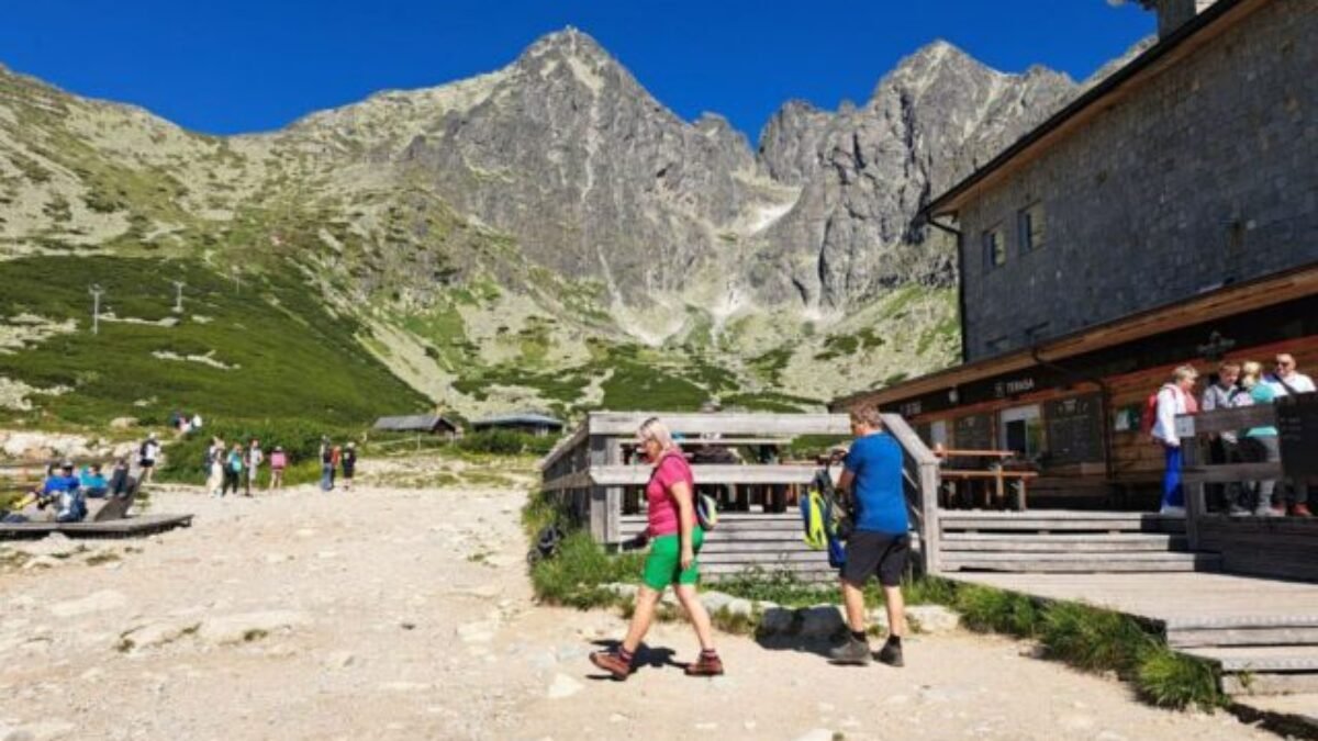 Najvyššie položená kaplnka v strednej Európe má desať rokov, nachádza sa na Skalnatom plese – VIDEO + FOTO