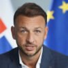 Šutaj Eštok obvinil opozíciu z papalášstva. Štát im má posielať milióny, sami si...