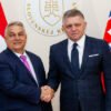 Demokrati obviňujú Fica z prihrávania biznisu Křetinskému a Orbánovi na úkor obč...