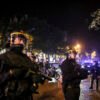 Maskovaní výtržníci zaútočili na diaľnicu v Limoges, polícia hlási zranených