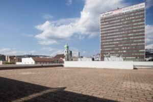 Bývalý hotel Kyjev je národnou kultúrnou pamiatkou, rozhodnutie môže skomplikova...
