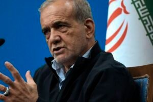 Irán pozastavil spoluprácu s MAAE.