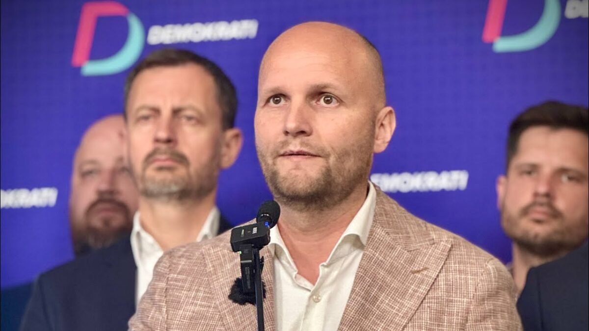 Live: Reakcia na tlačovú konferenciu obžalovaných Gašpara, Lindtnera a ministra Kaliňáka