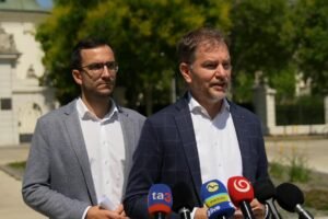 Reakcia na ďalšie Ficove klamstvá. Rok Pellegriniho vo funcii prezidenta.