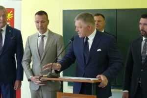 Tlačová konferencia po výjazdovom rokovaní vlády v Púchove