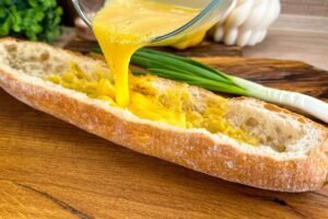 Ak chcem niečo výnimočné, varím to! Nový recept na bagetu s náplňou!