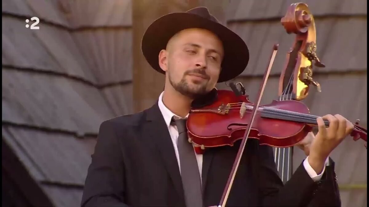 FS Urpín – Zázrakovo (Bacúch)│56. Folklórne slávnosti pod Poľanou v Detve – REČOU MARTINA BENKU