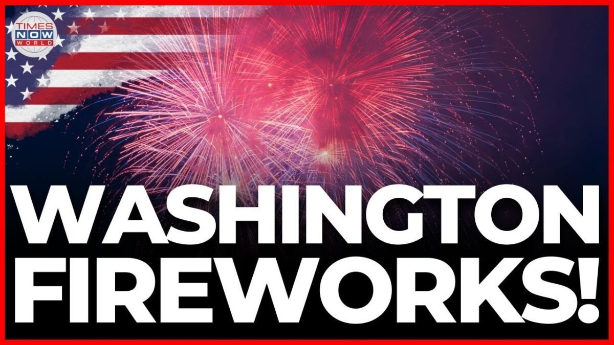 Živé štvrtého júla: Ohňostroj rozžiari oblohu nad Washingtonom, D.C. za prítomnosti Trumpa a Melánie