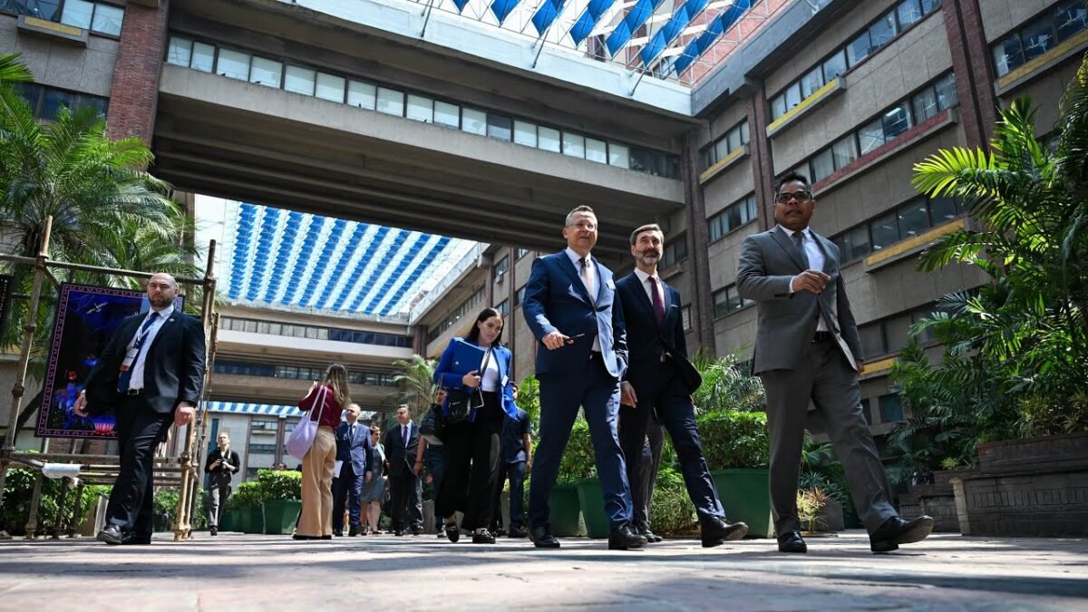 #1 POĎTE S NAMI NA DEŇ DO INDIE ✈️🇮🇳