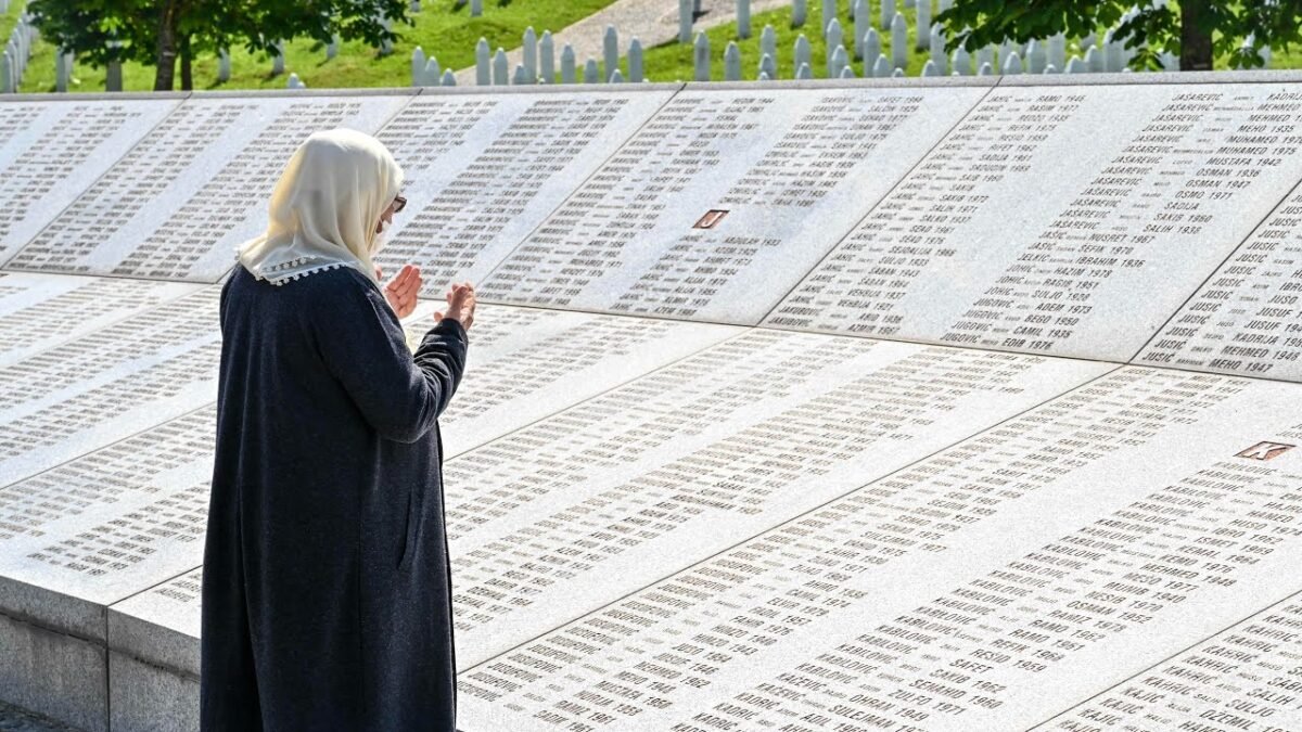 30 ROKOV OD GENOCÍDY V SREBRENICI