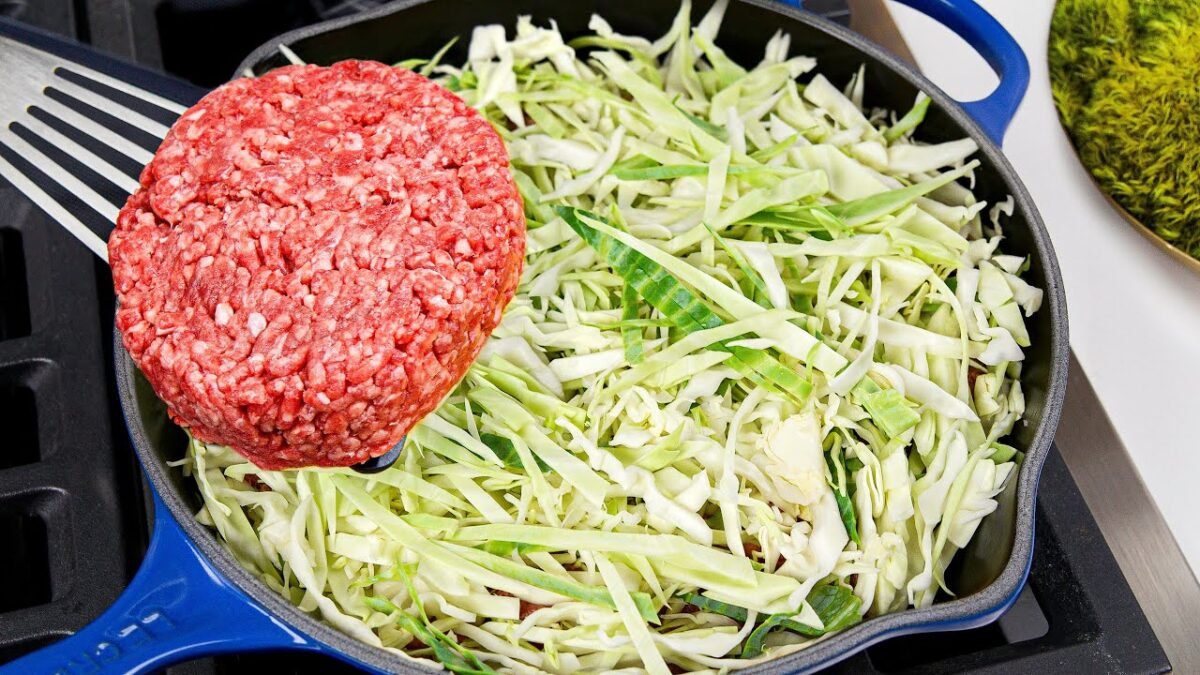 Stačí pridať mleté mäso do kapusty! Neuveriteľne jednoduchý a chutný recept na večeru!
