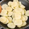 Len zopár ingrediencií! Stačí pridať vajíčka do zemiakov. Je to tak chutné! Jedn...